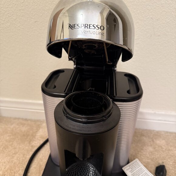Nespresso Vertuo Coffee Maker & Espresso Machine by Breville, Chrome - Picture 6 of 6